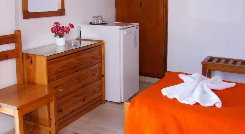 Hotel Eleftheria ปาริเกีย ภายนอก รูปภาพ
