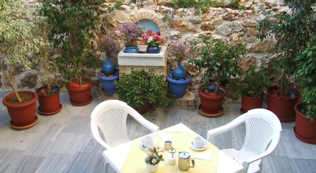 Hotel Eleftheria ปาริเกีย ภายนอก รูปภาพ