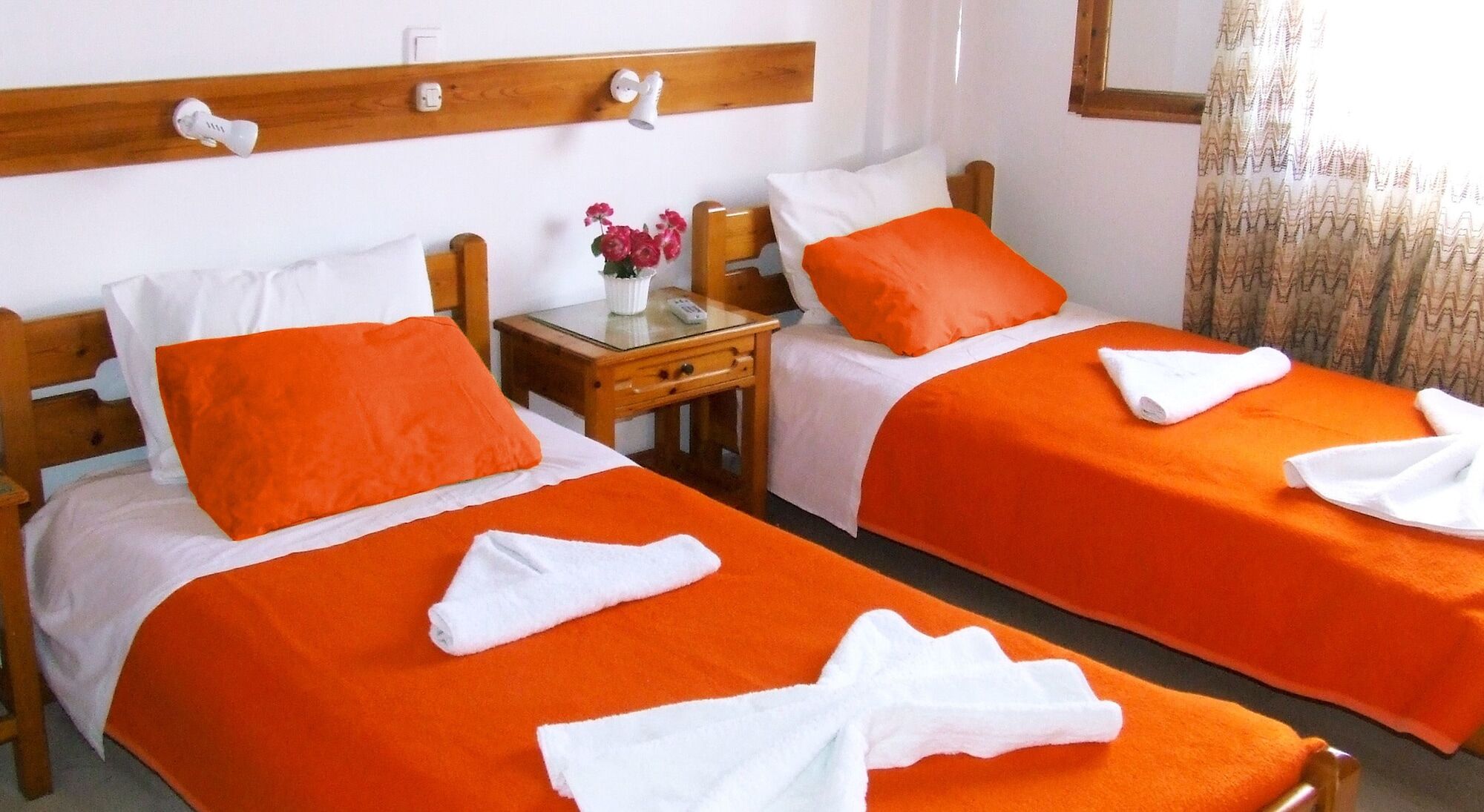 Hotel Eleftheria ปาริเกีย ภายนอก รูปภาพ